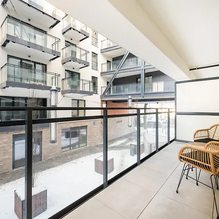Apartamento Na Okrzei Serce Pragi Chic By Bookinghost Varsovia