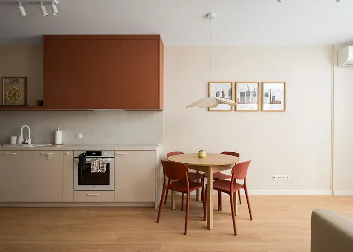 Na Okrzei Serce Pragi Chic By Bookinghost Warsaw